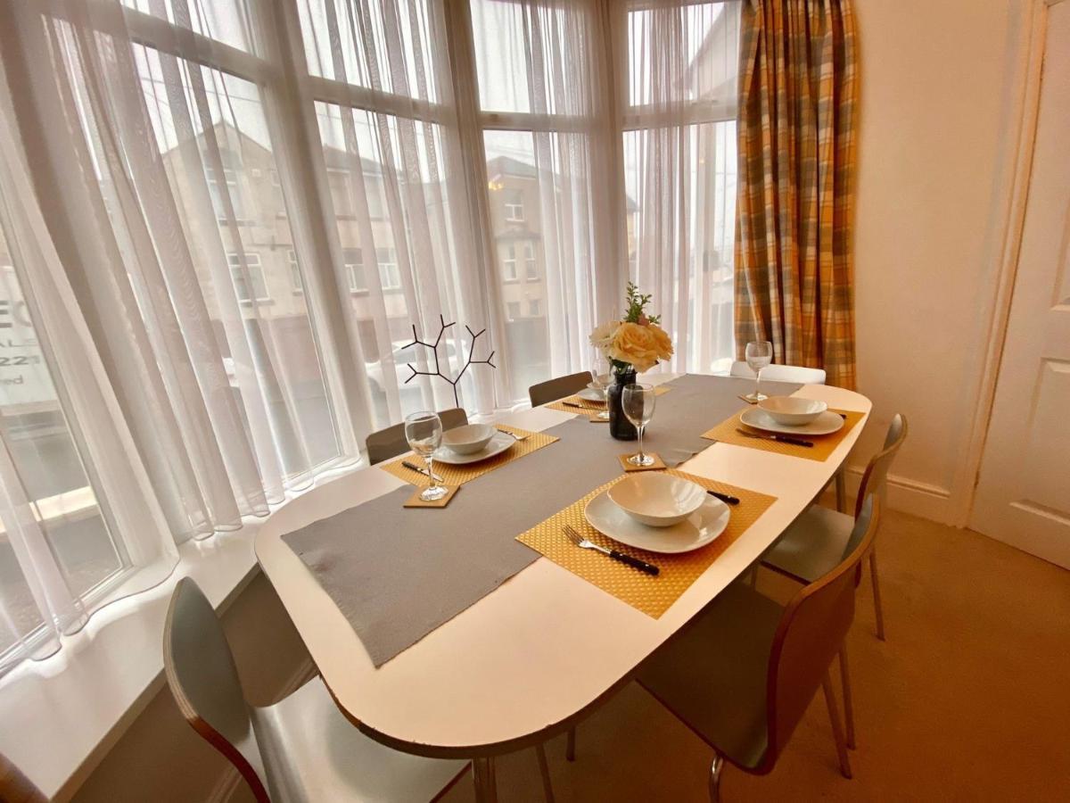 Blackpool Abode - The Buttercup Suite Exteriör bild